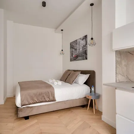 Hausmannian - Trocadero Apartamento